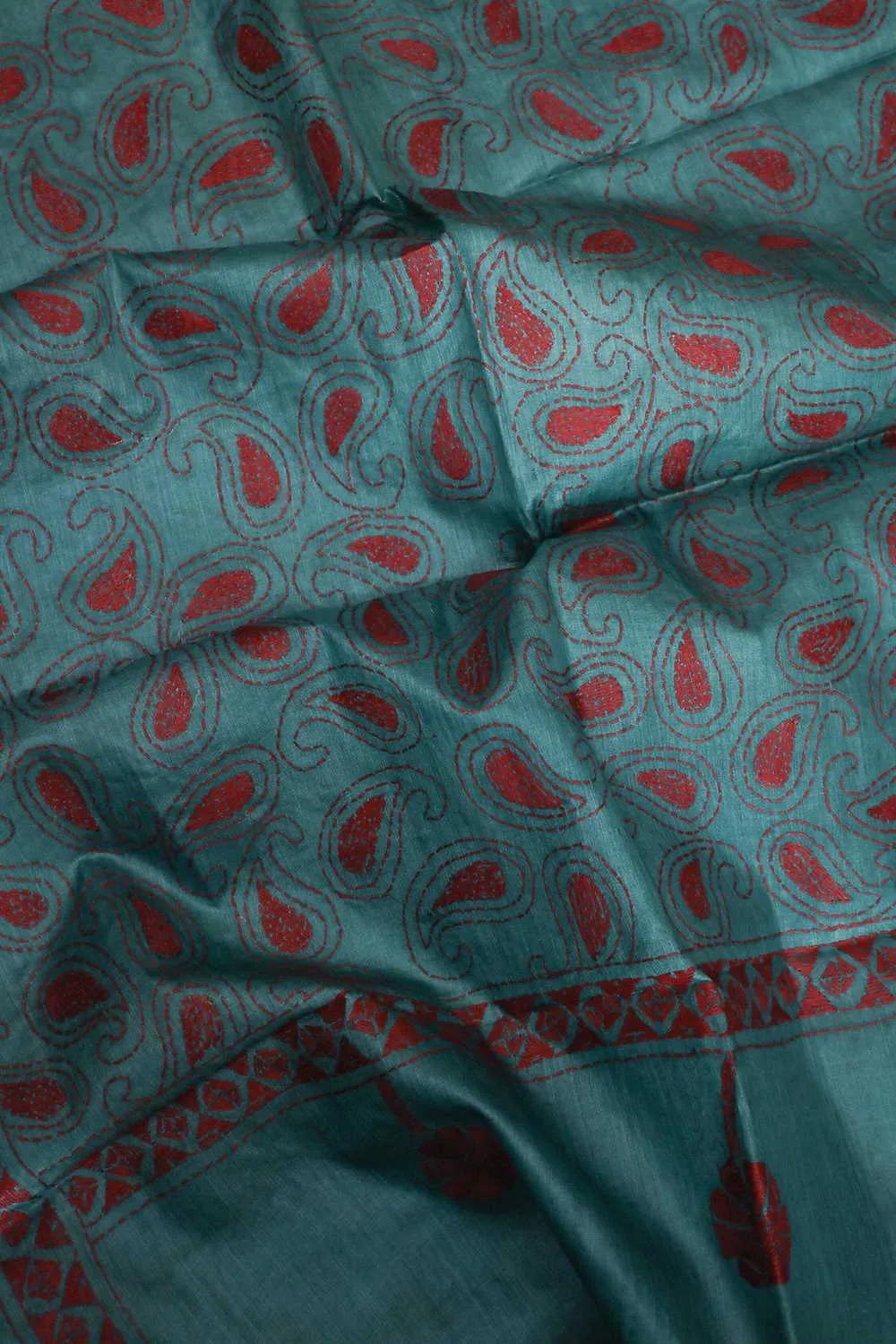 Maroon Patterns on Green Kantha Silk Stole
